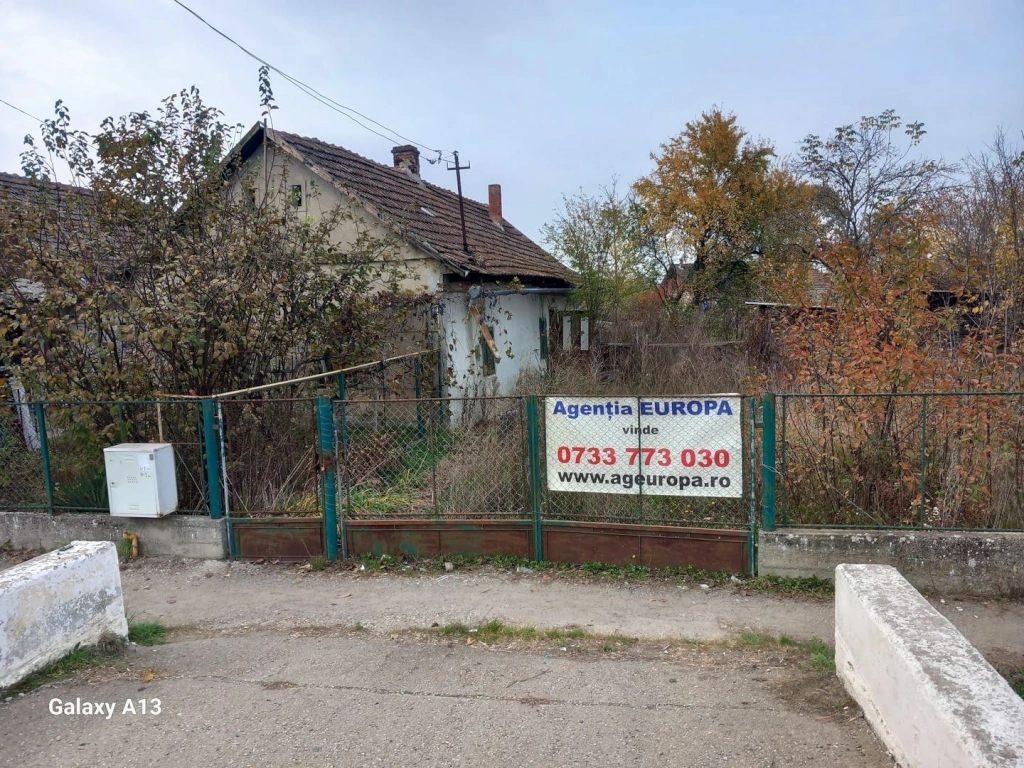 BRASADAS vinde casa individuala in Ardud langa SANTEC.