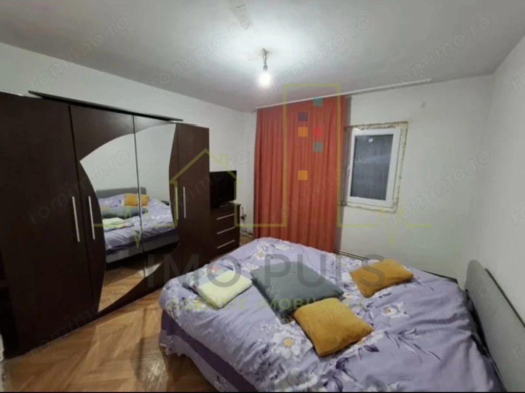 Aradului. Decomandat. 53.58 mp utili + balcon. Centrala proprie