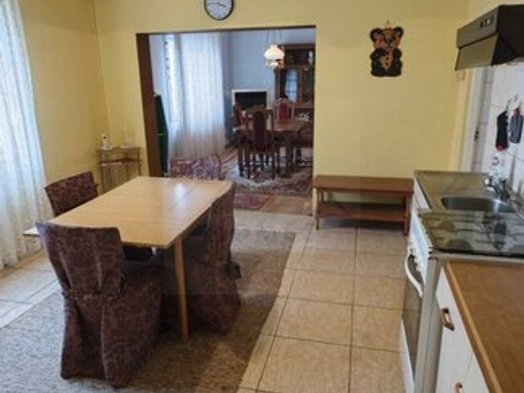 CASA solida, spatioasa si bine construita LA PRET DE APARTAMENT! Comision zero!