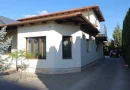 BRASADAS vinde vila 5 cam 190mp teren 10 ari str. Dara.