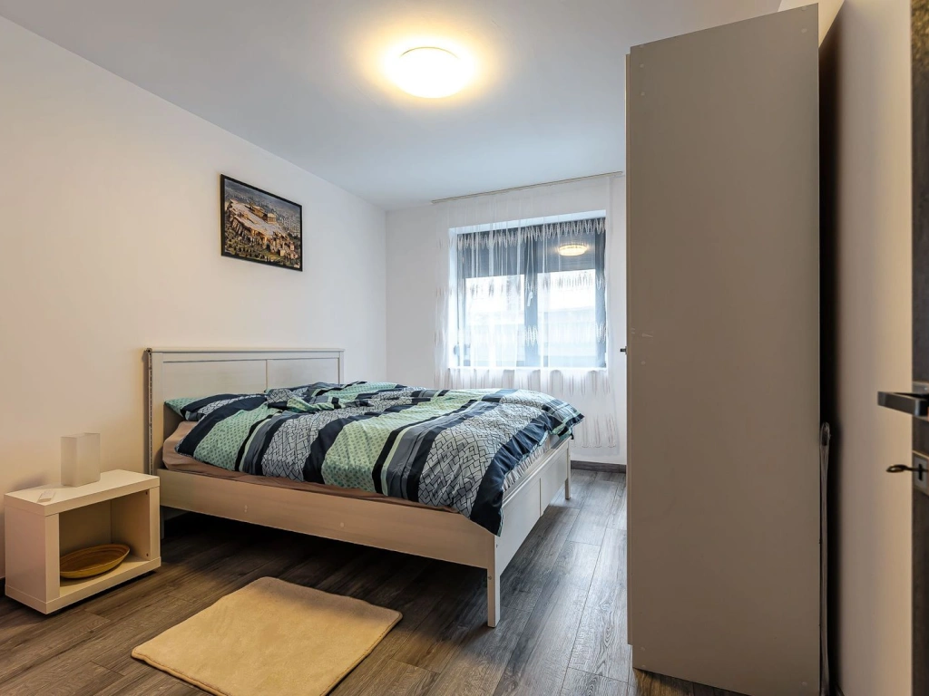 Apartament ultracentral cu 2 camere la cheie Comision 0