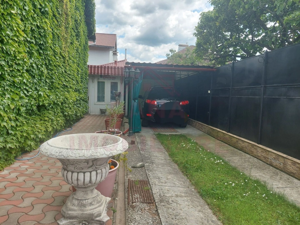 SPAȚIU COMERCIAL ÎN OȚELU-ROȘU/JUD.CARAȘ-SEVERIN