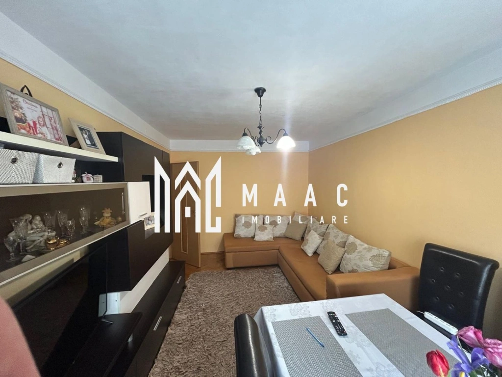 Apartament 3 camere | 2 Băi | Balcon de 5 mp | Lift  | Vasile Aaron