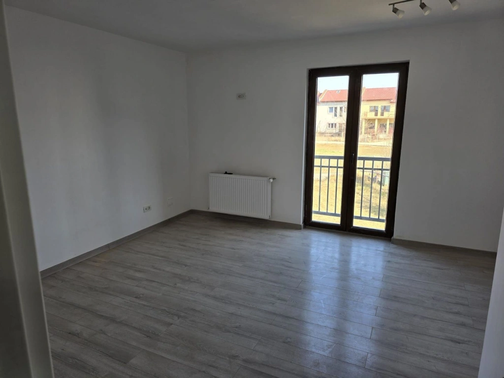 Vila 4 camere BIharia - Cartier Henri Coanda Baneasa Sector 1 - COM 0%