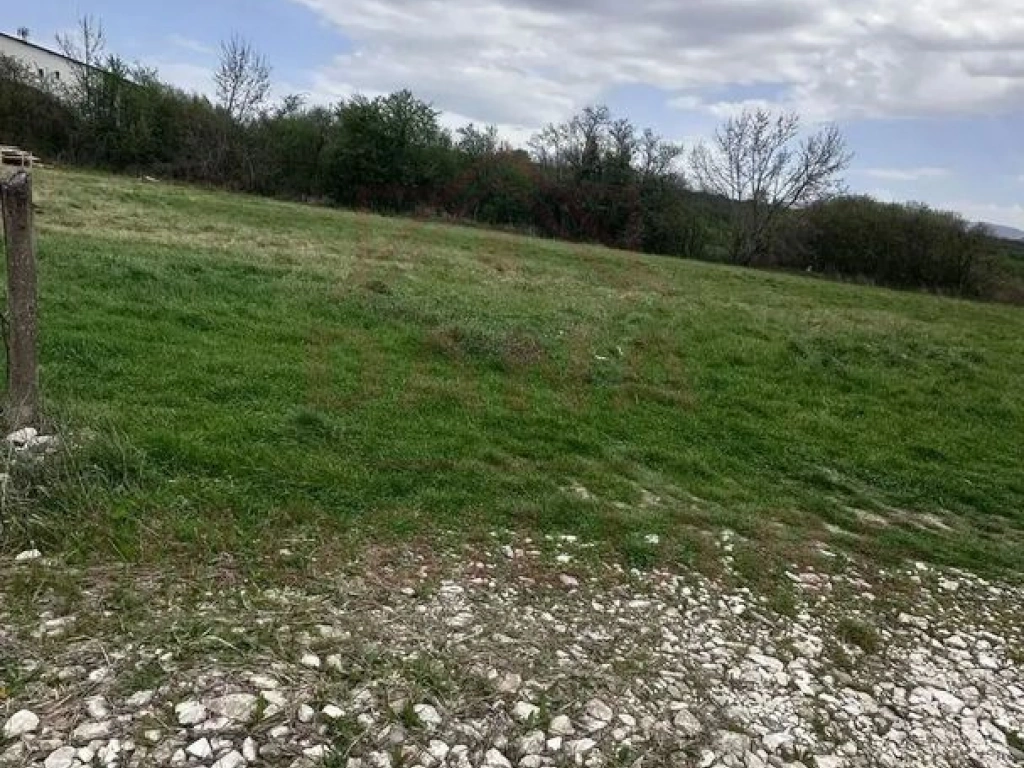 TEREN INTRAVILAN DE VÂNZARE,-520 mp,-CARANSEBEȘ\PIPIRIG COMISION 0%