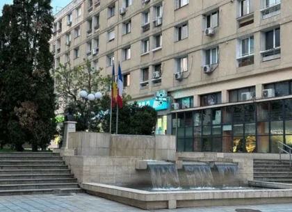 Ag BRASADAS vinde apartament cu 3 cam Piata Unirii etaj 2.