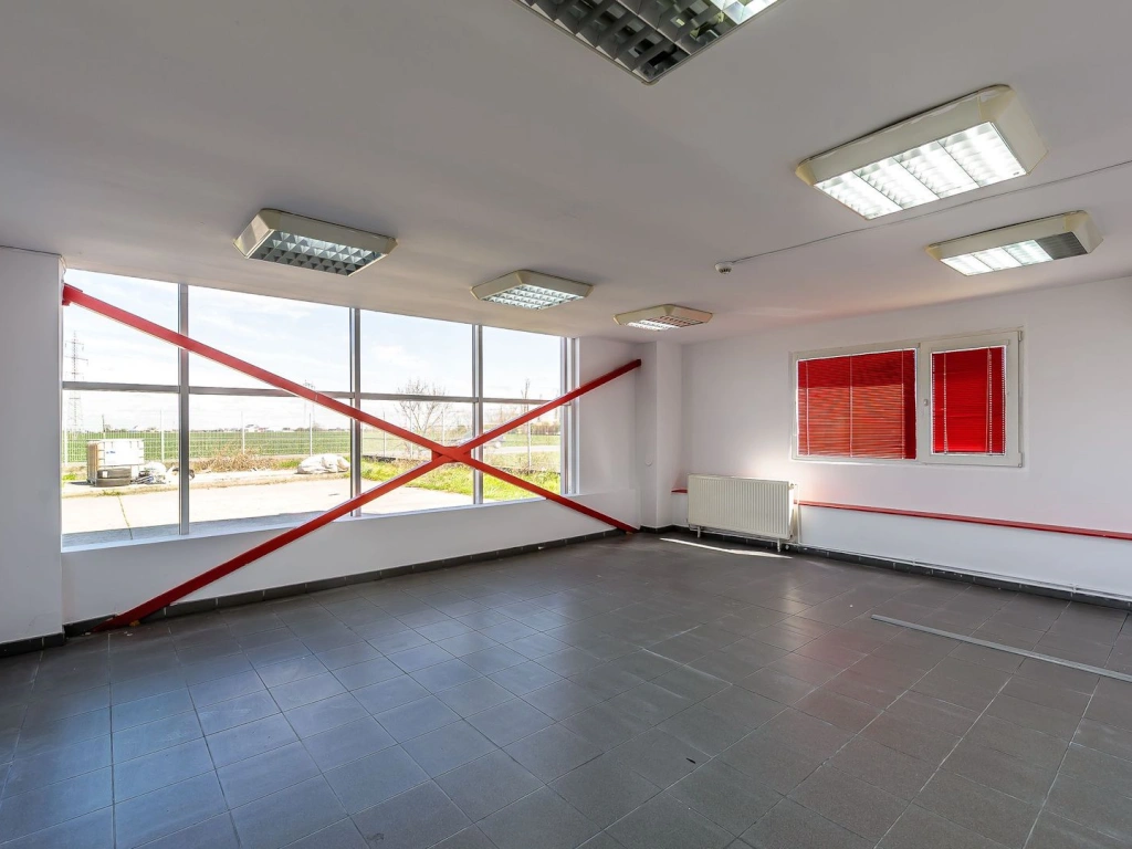 Hală industrială ideală pentru producție sau showroom în Arad 553mp