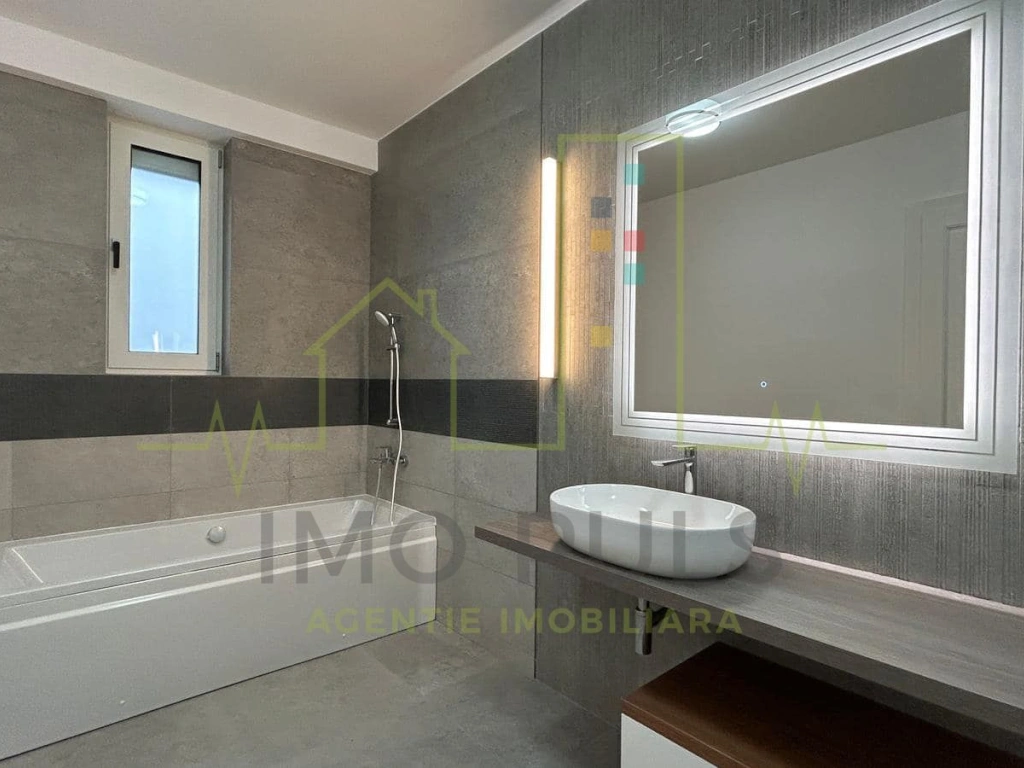 Penthouse pe malul Begai. Terase 133 mp. 4 Bai.