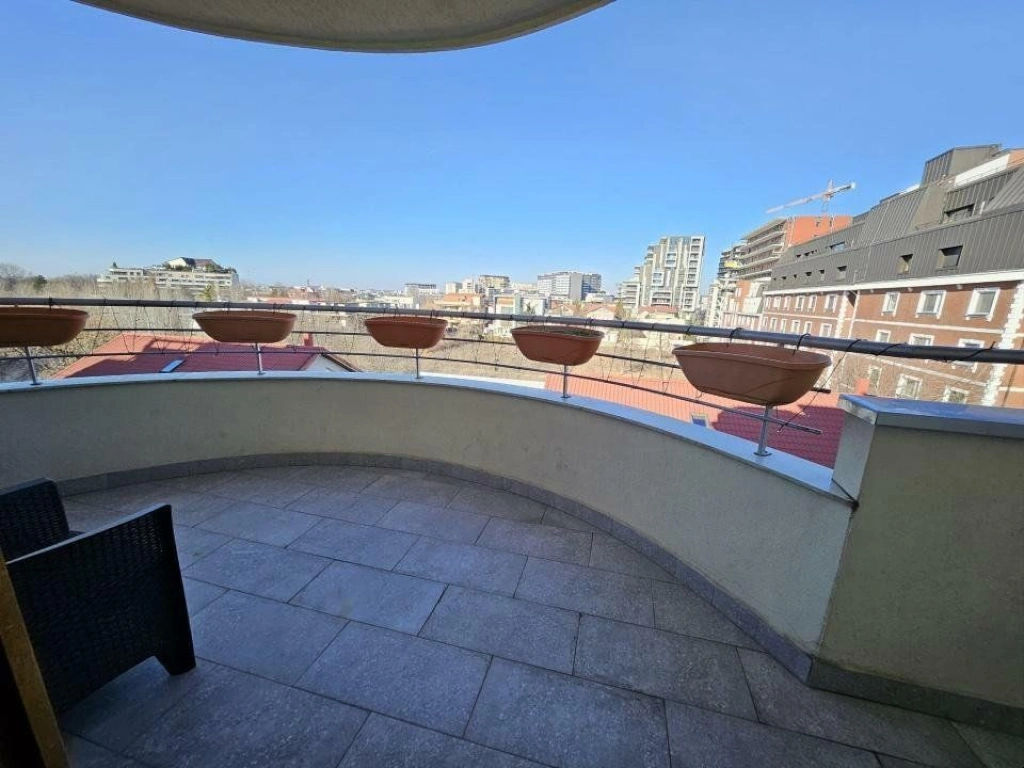 Ap. 3 cam. Herastrau Nordului, 3 bai, view liber, parcare, boxa.