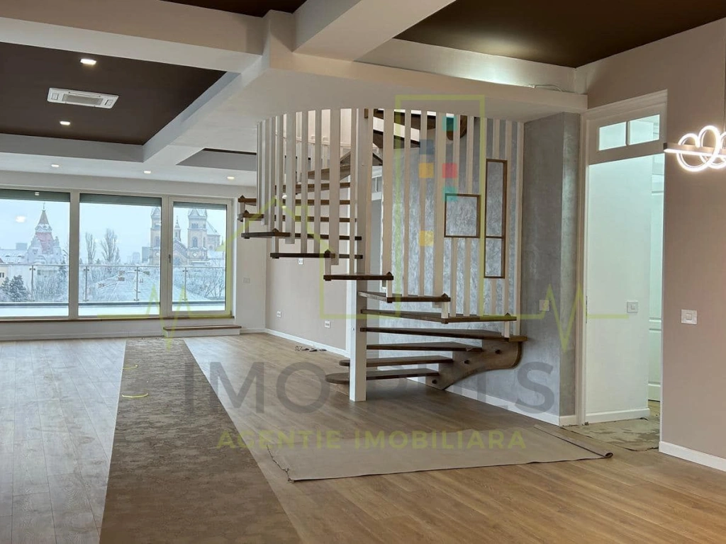 Penthouse pe malul Begai. Terase 133 mp. 4 Bai.