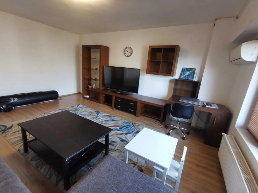 Ag BRASADAS închiriază ap 2 cam etaj 6/9 Blv Octavian Goga.