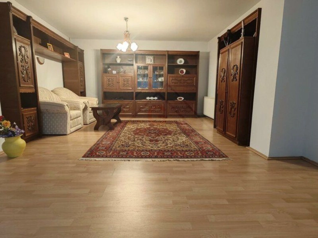 CASA solida, spatioasa si bine construita LA PRET DE APARTAMENT! Comision zero!