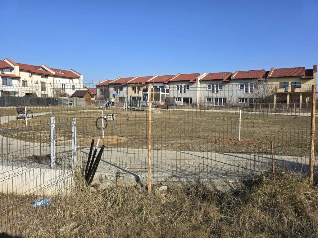 Vila 4 camere BIharia - Cartier Henri Coanda Baneasa Sector 1 - COM 0%