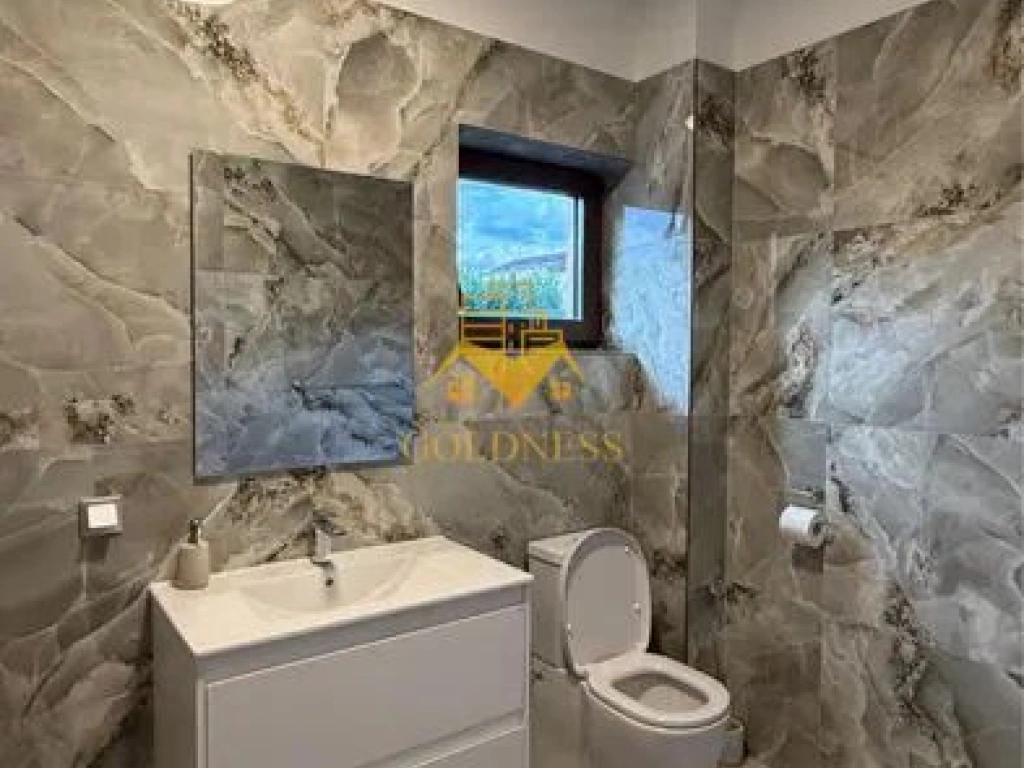 3 camere open space,Lux,Parcare, Curte,2 bai,Prima Inchiriere,Someseni