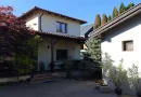 BRASADAS vinde vila 5 cam 190mp teren 10 ari str. Dara.
