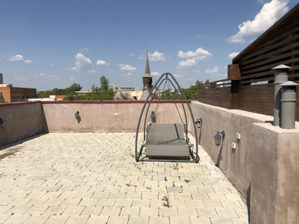 Ag BRASADAS vinde ap 2 cam E3/3 2016 cu parcare zona Fundeni