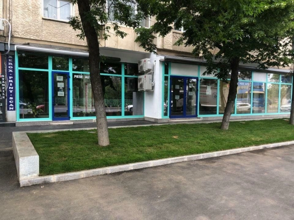 Agenția imobiliara BRASADAS închiriază sp com STRADAL 172mp.