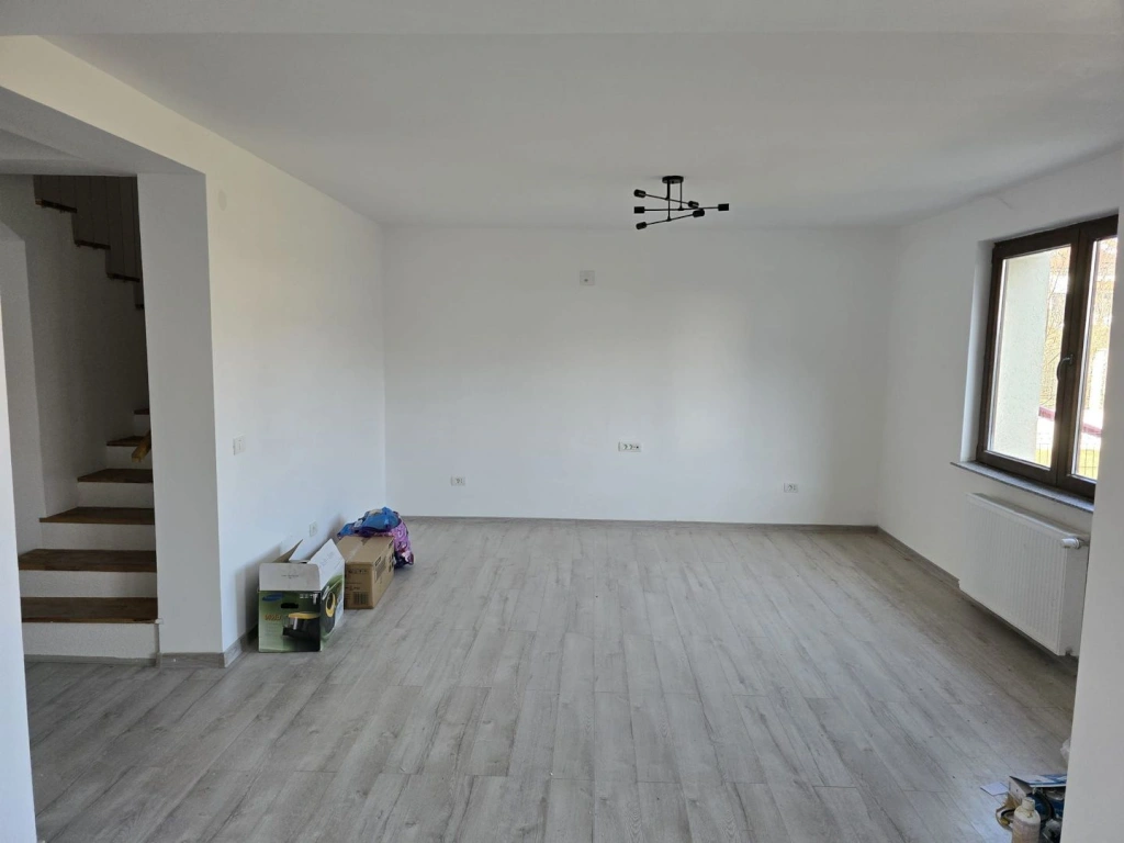 Vila 4 camere BIharia - Cartier Henri Coanda Baneasa Sector 1 - COM 0%