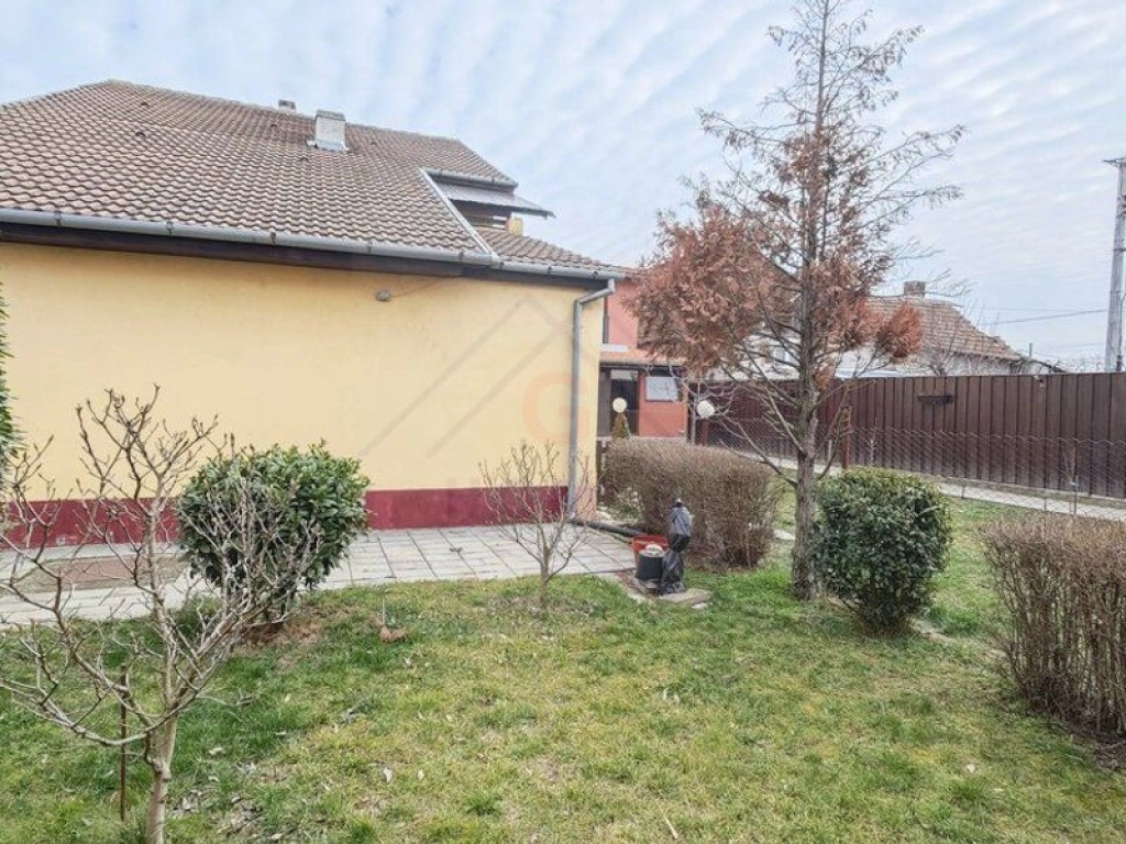 CASA solida, spatioasa si bine construita LA PRET DE APARTAMENT! Comision zero!