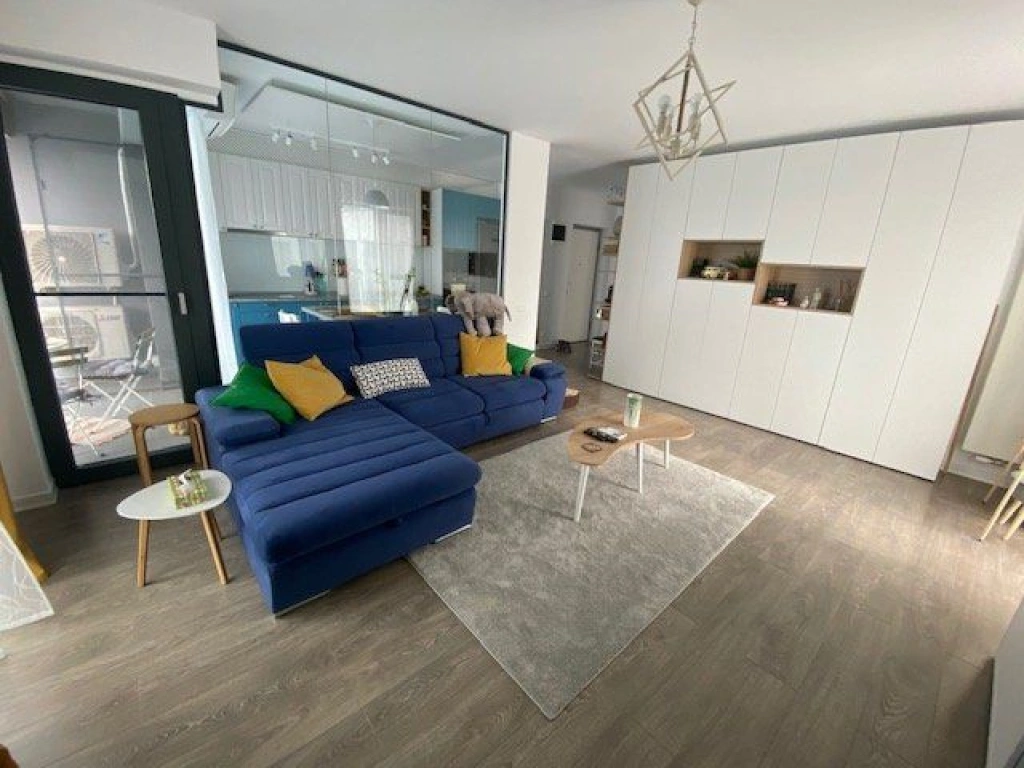 Cloud 9 Apartament 2 camere cu parcare - Promenada metrou Aurel Vlaicu