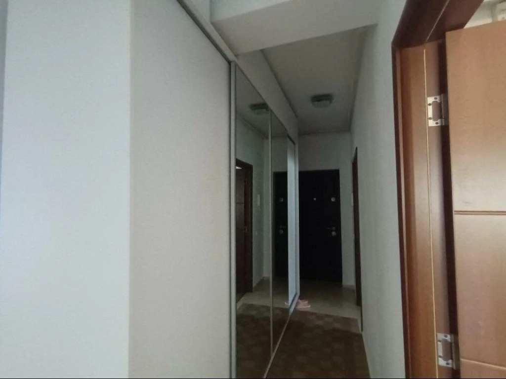 Apartament 3 camere Sos. Chitilei - loc parcare - Bucucurestii Noi