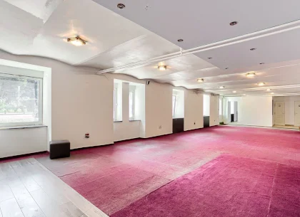 Spatiu comercial de închiriat - 210 mp - Ultracentral - COMISION 0%