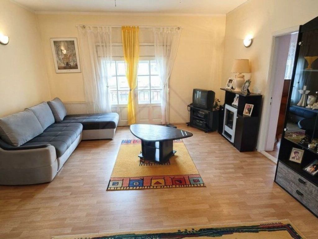 CASA solida, spatioasa si bine construita LA PRET DE APARTAMENT! Comision zero!