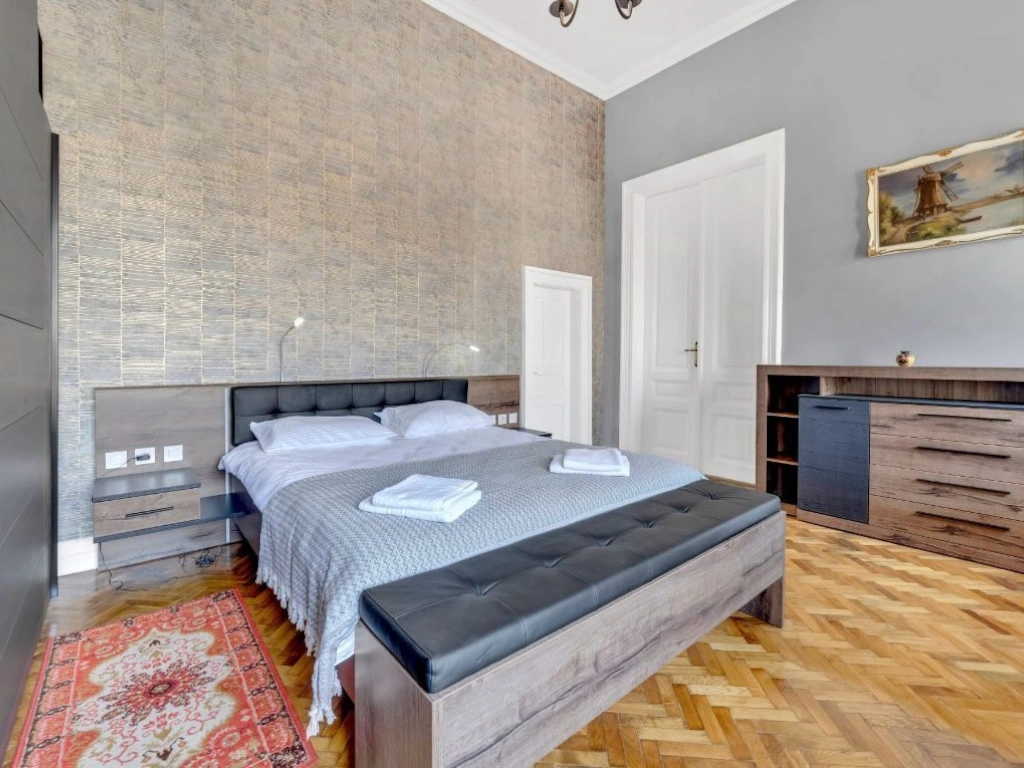 Apartament 3 camere | 2 dormitoare | Ultracentral | 0% comision