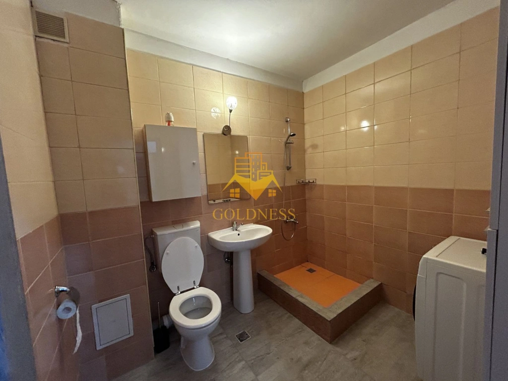 2 camere open space, Parcare, Modern, Florilor, Floresti