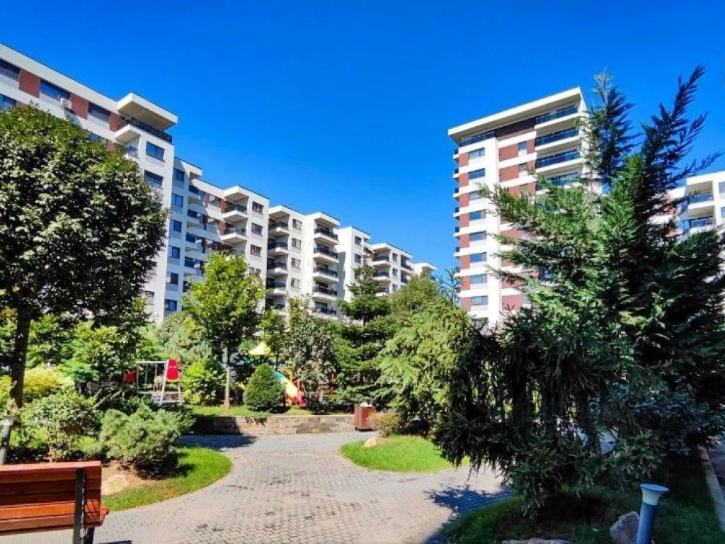 Apartament 3 camere 4 City North Plaza Pipera - parcare boxa - COM 0%