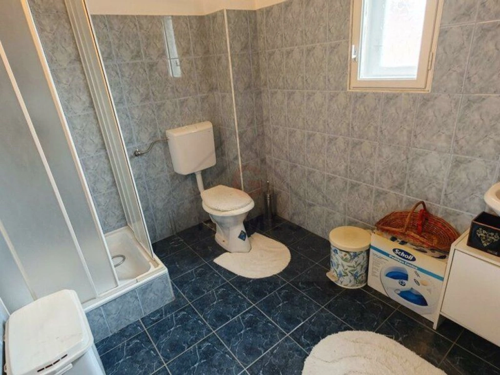 CASA solida, spatioasa si bine construita LA PRET DE APARTAMENT! Comision zero!