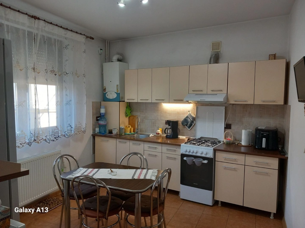 Ag BRASADAS vinde casa individuala 5 cam orasul PANTELIMON.