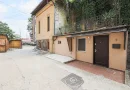 Apartament 95 mp pe Iuliu Maniu la casă, curte proprie inchisa