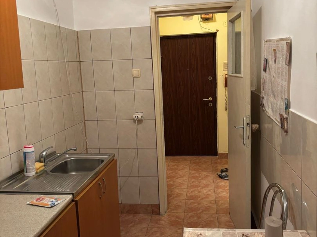 Apartament 2 camere, visavis de Grigore Alexandrescu - Piata Victoriei