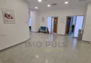 Cladire de inchiriat. La 4 minute de centru. Acces auto.
