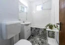 Inchiriez ap 2 camere, semi-decom, renovat, sector 6, 400 Euro/luna