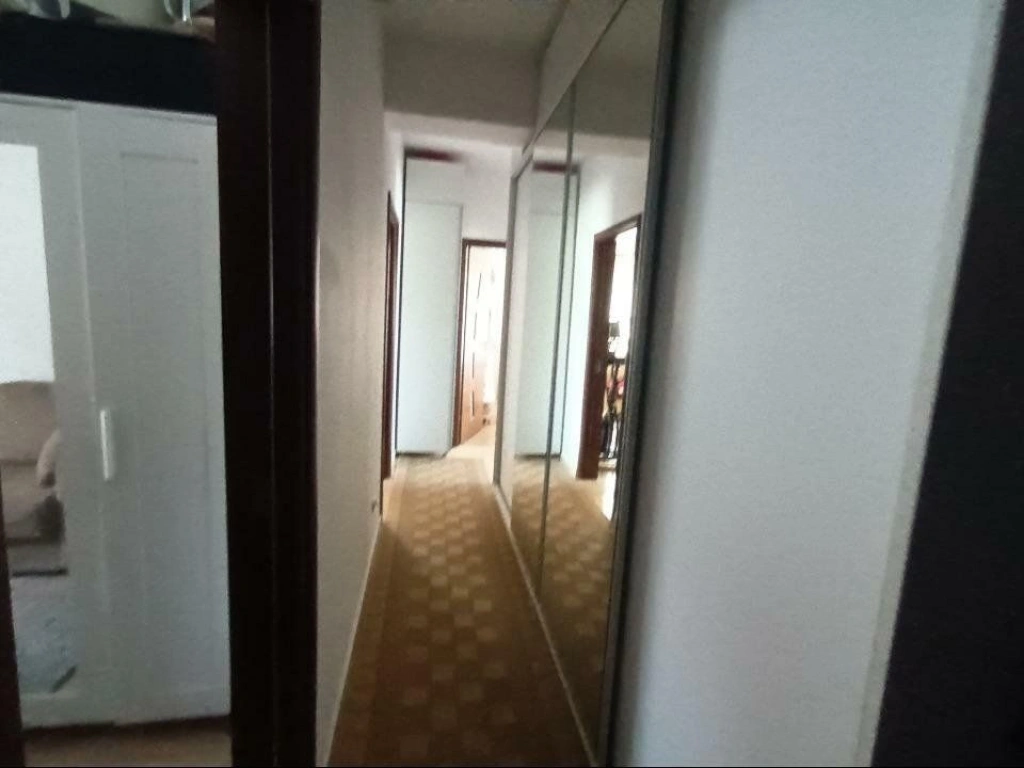 Apartament 3 camere Sos. Chitilei - loc parcare - Bucucurestii Noi