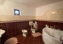 Ag EUROPA vinde casa individuala 6 cam. si teren 5 ari în Titulescu.