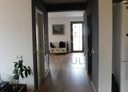 1/2 Duplex. Complet mobilat si utilat.