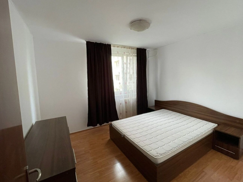 Apartament 3 camere  Metrou Dristor - loc parcare - buncar COMISION 0%
