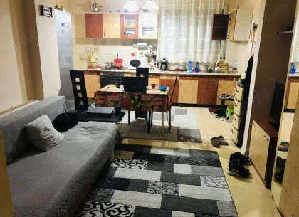 BRASADAS vinde casa cu 3 cam teren 5 ari in zona Piata Mare.