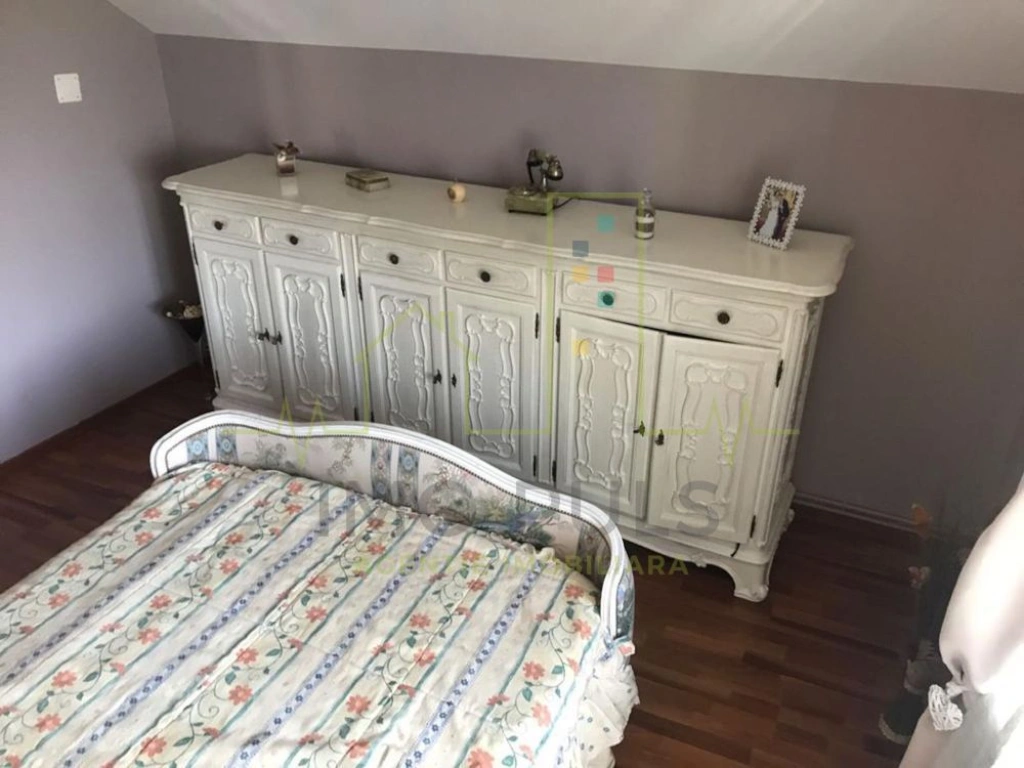 Casa individuala in Sanmihaiu Roman cu 4 camere. Panouri solare