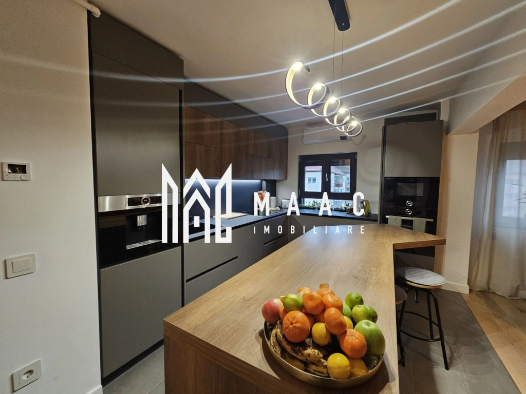Apartament 4 camere | Decomandat | Renovat | Strand 1