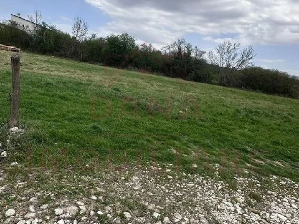 TEREN INTRAVILAN DE VÂNZARE,-520 mp,-CARANSEBEȘ\PIPIRIG COMISION 0%